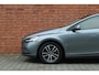 Volvo V40 T2 Automaat Polar+ | Navigatie | Stoelverwarming | Automatische airconditioning | Volvo On Call | Parkeersensoren achter | High Performance Audio