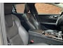 Volvo V60 T8 Twin Engine AWD Inscription | Trekhaak | Bowers & Wilkins | Geventileerd Leder | Panoramadak | Elektrisch Verstelbare Stoelen incl. Geheugen | Apple Carplay/ Android Auto | Parkeercamera | DAB+