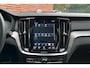 Volvo V60 T8 Twin Engine AWD Inscription | Trekhaak | Bowers & Wilkins | Geventileerd Leder | Panoramadak | Elektrisch Verstelbare Stoelen incl. Geheugen | Apple Carplay/ Android Auto | Parkeercamera | DAB+