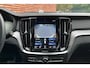 Volvo V60 T8 Twin Engine AWD Inscription | Trekhaak | Bowers & Wilkins | Geventileerd Leder | Panoramadak | Elektrisch Verstelbare Stoelen incl. Geheugen | Apple Carplay/ Android Auto | Parkeercamera | DAB+