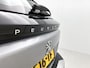Peugeot e-2008 SUV EV Active Pack 50 kWh 136pk | Navigatie | Achteruitrijcamera | Climate Control | Cruise Control | Parkeersensoren | Led koplampen | Elektrisch inklapbare spiegels | Bluetooth | Apple CarPlay / Android Auto | DAB+ radio | Keyless start | Automatisch dimlicht | Regensensor | Multifunctioneel stuurwiel | RMC Trekhaak | 16” lichtmetalen velgen |