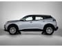 Peugeot e-2008 SUV EV Active Pack 50 kWh 136pk | Navigatie | Achteruitrijcamera | Climate Control | Cruise Control | Parkeersensoren | Led koplampen | Elektrisch inklapbare spiegels | Bluetooth | Apple CarPlay / Android Auto | DAB+ radio | Keyless start | Automatisch dimlicht | Regensensor | Multifunctioneel stuurwiel | RMC Trekhaak | 16” lichtmetalen velgen |