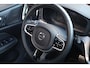 Volvo V60 T6 Recharge AWD R-Design | Panoramadak | Trekhaak | Stoelverwarming | BLIS | Pilot Assist | Harman / Kardon | Glossy Black