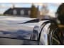 Volvo V60 T6 Recharge AWD R-Design | Panoramadak | Trekhaak | Stoelverwarming | BLIS | Pilot Assist | Harman / Kardon | Glossy Black