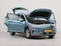Hyundai Kona Electric EV Premium 64 kWh | Vaste trekhaak | Navigatie | Lederen bekleding | Electr.voorstoelen | Apple Carplay | Parkeersensoren voor en achter |
