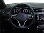 Volkswagen Tiguan R-Line Business 1.5 TSI 150pk DSG | Wegklapbare trekhaak | Black-Style | Navigatie | Adaptieve Cruise | Side-Assist | 19" velgen |