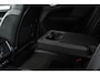 Volvo XC40 T4 Automaat R-Design | Panoramadak | Semi Electrische Wegklapbare trekhaak | Adaptive Cruise Control | BLIS | Comfortstoelen | Parkeercamera | Parkeersensoren voor + achter | Parkeerverwarming | Keyles Entree