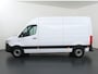 Mercedes-Benz eSprinter L2 H2 | 55 kWh | Parkeercamera | Bluetooth | Stoelverwarming | Keyless Go | Certified