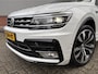 Volkswagen Tiguan 2.0 TSI 4Motion Highline | VOL | R-Line | Trekhaak | Panorama | HUD | LED | Dealer Onderhouden |