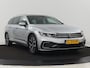 Volkswagen Passat 1.4 TSI PHEV GTE | Head-Up | Stoelverwarming | Trekhaak | Leder/Alcantara | Camera | Massage | Virtual Cockpit | Adaptive cruise | Matrix LED | Carplay | Side Assist | Navigatie | Plug In