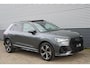 Audi Q3 35 TFSI 3x S-Line | Panoramadak | SONOS | Blackoptik | Dodehoek | Dealer onderhouden | Apple carplay | Elektrische stoelen