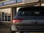 Volkswagen T-Roc 1.5TSi 150pk R-Line Black Style Edition | Pano | Navi | App-connect | LED Plus | 19" LMV Black | Nw.prijs € 55.660,-!