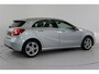Mercedes-Benz A-klasse 200 AMG | Leder | Navi | Stl. Verw. | PDC v/a |