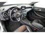 Mercedes-Benz A-klasse 200 AMG | Leder | Navi | Stl. Verw. | PDC v/a |