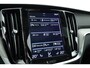 Volvo V60 Cross Country 2.0 B5 AWD Pro | Full Option | Pano | Massage | B&W audio | Ventilatie | HUD | Trekhaak