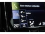 Volvo V60 Cross Country 2.0 B5 AWD Pro | Full Option | Pano | Massage | B&W audio | Ventilatie | HUD | Trekhaak