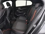 BMW 1-Serie 118i Sport Line | Panoramadak | Stoelverwarming | Carplay | Sportstoelen | Camera | Park Assist | Sfeerverlichting | Climate control | Live Cockpit