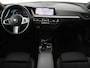 BMW 1-Serie 118i Sport Line | Panoramadak | Stoelverwarming | Carplay | Sportstoelen | Camera | Park Assist | Sfeerverlichting | Climate control | Live Cockpit