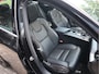 Volvo XC60 2.0 B5 250 PK Momentum Exclusive / Panoramadak