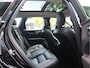 Volvo XC60 2.0 B5 250 PK Momentum Exclusive / Panoramadak