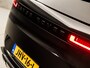 Land Rover Range Rover Sport 3.0 P460e S PHEV 460Pk Automaat (FACELIFT, PANORAMADAK, LUCHTVERING, 360 CAMERA, APPLE CARPLAY, MERIDIAN AUDIO, MEMORY SEATS, SFEERVERLICHTING, ADAPTIVE CRUISE, NIEUWSTAAT)