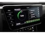 Skoda Superb Combi 1.4 TSI 218 pk DSG iV Sportline Business | Panoramadak | Trekhaak | Canton sound | 360 camera | Matrix LED | Adaptief onderstel | Keyless | 19 inch