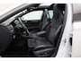 Skoda Superb Combi 1.4 TSI 218 pk DSG iV Sportline Business | Panoramadak | Trekhaak | Canton sound | 360 camera | Matrix LED | Adaptief onderstel | Keyless | 19 inch