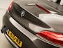 BMW Z4 Roadster sDrive35i 306Pk Automaat (YOUNGTIMER, NAVIGATIE, CLIMATE, 6 CILINDER, XENON, LEDER, STUUR/STOELVERWARMING, SPORTSTOELEN, CRUISE, PARKEERSENSOREN, NIEUWE APK, NIEUWSTAAT)