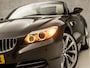 BMW Z4 Roadster sDrive35i 306Pk Automaat (YOUNGTIMER, NAVIGATIE, CLIMATE, 6 CILINDER, XENON, LEDER, STUUR/STOELVERWARMING, SPORTSTOELEN, CRUISE, PARKEERSENSOREN, NIEUWE APK, NIEUWSTAAT)