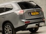 Mitsubishi Outlander 2.0 PHEV X-Line 204Pk Automaat (SCHUIFDAK, NAVIGATIE, CAMERA, LEDEREN SPORTSTOELEN, STOELVERWARMING, TREKHAAK, KEYLESS, GETINT GLAS, NIEUWSTAAT)