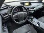Lexus UX 250h First Edition / Navigatie / Alcantara / Camera / Parkeersensoren V+A / Climate controle / **