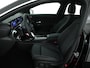 Mercedes-Benz CLA 180 Star Edition | Parkeerpakket met achteruitrijcamera | KEYLESS GO | Dodehoekassistent | USB pakket plus | Verwarmde stoelen vooraan |