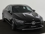 Mercedes-Benz CLA 180 Star Edition | Parkeerpakket met achteruitrijcamera | KEYLESS GO | Dodehoekassistent | USB pakket plus | Verwarmde stoelen vooraan |