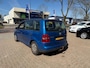Volkswagen Touran 1.6-16V FSI 7Persoons Airco Cruise Ctr Dakrails Trehaak meeneemprijs