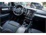 Volvo XC40 1.5 T2 Business Pro Aut.8 ** Panodak ** Camera ** 19inch ** Winter-line NAP!!