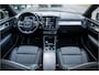 Volvo XC40 1.5 T2 Business Pro Aut.8 ** Panodak ** Camera ** 19inch ** Winter-line NAP!!