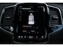 Volvo XC90 T8 AWD Ultra Dark | Verwarmde, Geventileerde en Masserende Voorstoelen | Luchtvering | Panoramisch Schuif-/Kanteldak | Semi-Elektrische Trekhaak | 360º Camera | Gelamineerd en Getint Glas Achter| Bowers & Wilkins |