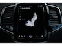 Volvo XC90 T8 AWD Ultra Dark | Verwarmde, Geventileerde en Masserende Voorstoelen | Luchtvering | Panoramisch Schuif-/Kanteldak | Semi-Elektrische Trekhaak | 360º Camera | Gelamineerd en Getint Glas Achter| Bowers & Wilkins |