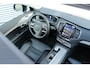Volvo XC90 T8 AWD Ultra Dark | Verwarmde, Geventileerde en Masserende Voorstoelen | Luchtvering | Panoramisch Schuif-/Kanteldak | Semi-Elektrische Trekhaak | 360º Camera | Gelamineerd en Getint Glas Achter| Bowers & Wilkins |