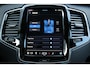 Volvo XC90 T8 AWD Ultra Dark | Verwarmde, Geventileerde en Masserende Voorstoelen | Luchtvering | Panoramisch Schuif-/Kanteldak | Semi-Elektrische Trekhaak | 360º Camera | Gelamineerd en Getint Glas Achter| Bowers & Wilkins |