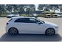 Mercedes-Benz A-klasse 250 e Business Solution AMG Limited Uniek! | Complete AMG Styling | Panorama Dak | Elek. Stoelen met Geheugen en verwarmd | Camera | Cruise | Climate | AMG-styling | Achteruitrijcamera | Cruise control adaptief met Stop&Go en stuurhulp