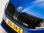 Skoda Octavia 2.0 TSI VRS 230Pk (APPLE CARPLAY, GROOT NAVI, KUIPSTOELEN, STOELVERWARMING, CAMERA, ADAPTIVE CRUISE, TREKHAAK, GETINT GLAS, KEYLESS, ALCANTARA, NIEUWSTAAT)