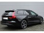 Volvo V60 T6 Plug-in hybrid AWD Essential | Stuurverwarming | Stoelverwarming | Achterbankverwarming | Adaptieve Cruise Control | Pilot Assist | BLIS | Lederen Bekleding | 19 Inch Lichtmetalen Velgen | Google Services |