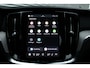 Volvo V60 T6 Plug-in hybrid AWD Essential | Stuurverwarming | Stoelverwarming | Achterbankverwarming | Adaptieve Cruise Control | Pilot Assist | BLIS | Lederen Bekleding | 19 Inch Lichtmetalen Velgen | Google Services |