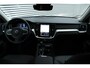 Volvo V60 T6 Plug-in hybrid AWD Essential | Stuurverwarming | Stoelverwarming | Achterbankverwarming | Adaptieve Cruise Control | Pilot Assist | BLIS | Lederen Bekleding | 19 Inch Lichtmetalen Velgen | Google Services |