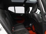 Volvo XC40 T3 Automaat R-Design / Trekhaak / Pan. dak / 360 camera/ Ext. styling / Privacy glass / CarPlay