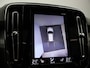 Volvo XC40 T3 Automaat R-Design / Trekhaak / Pan. dak / 360 camera/ Ext. styling / Privacy glass / CarPlay