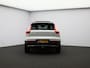 Volvo XC40 T3 Automaat R-Design / Trekhaak / Pan. dak / 360 camera/ Ext. styling / Privacy glass / CarPlay