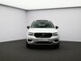 Volvo XC40 T3 Automaat R-Design / Trekhaak / Pan. dak / 360 camera/ Ext. styling / Privacy glass / CarPlay