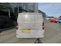 Ford Transit Custom 300 2.0 TDCI 136PK Automaat L2H1 Limited | DEMO | Adaptieve Cruise Control | Navigatie | Achteruitrijcamera | 17inch | Stoelverwarming